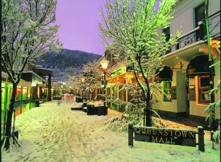 oaks queenstown shores resort