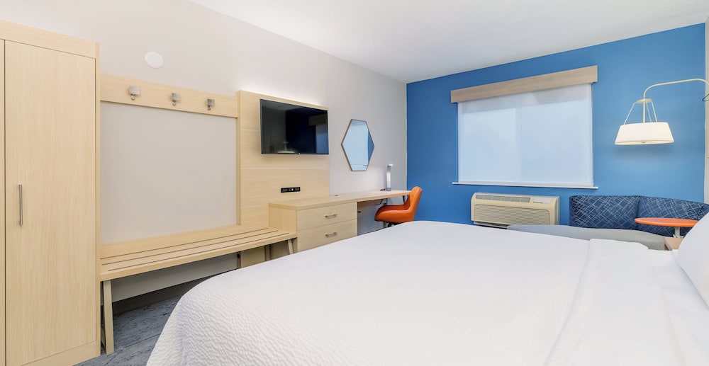 holiday inn express hotel and suites medford central point by ihg