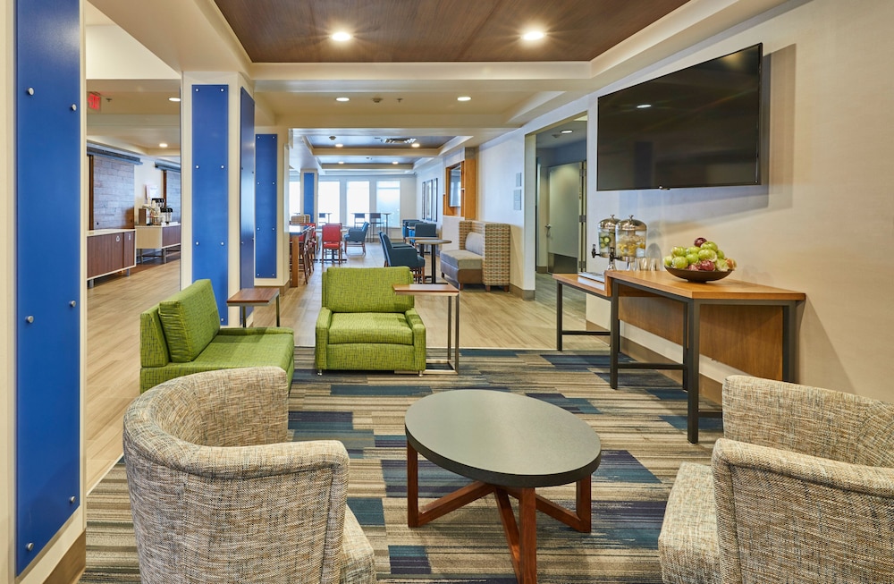 holiday inn express hotel and suites medford central point by ihg