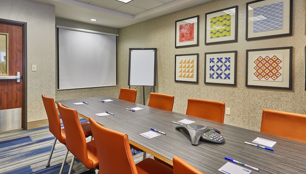 holiday inn express hotel and suites medford central point by ihg
