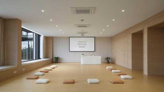 neera retreat hotel