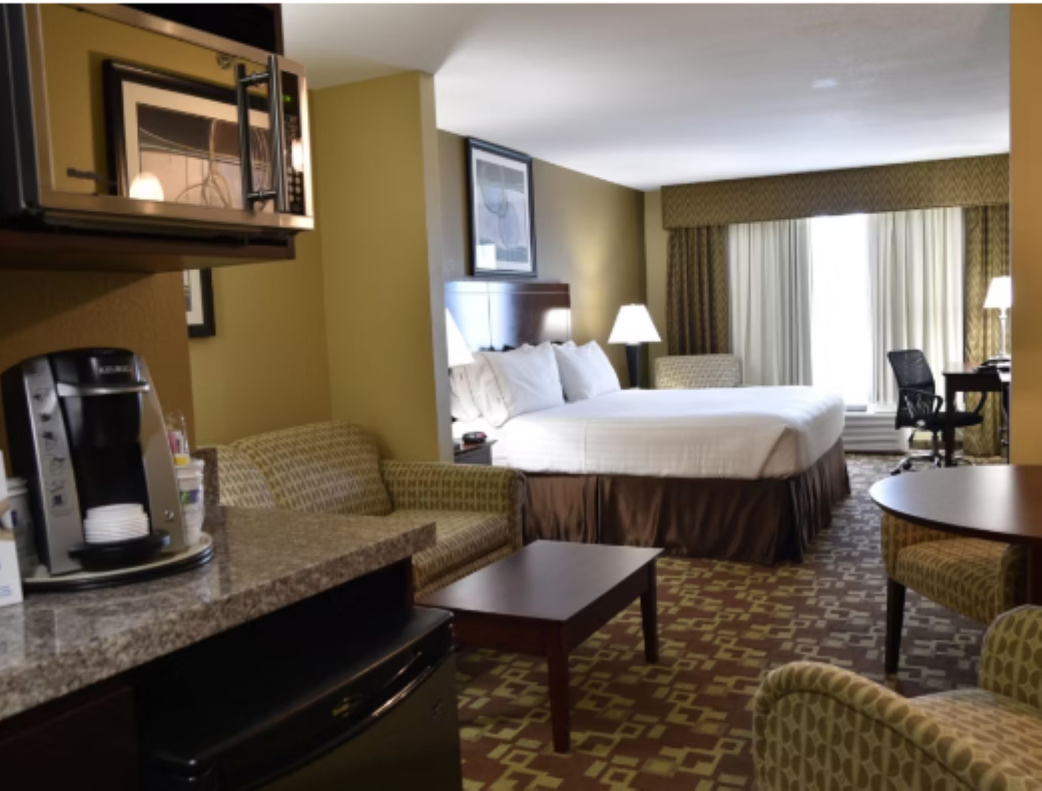 holiday inn express hotel and suites st charles by ihg