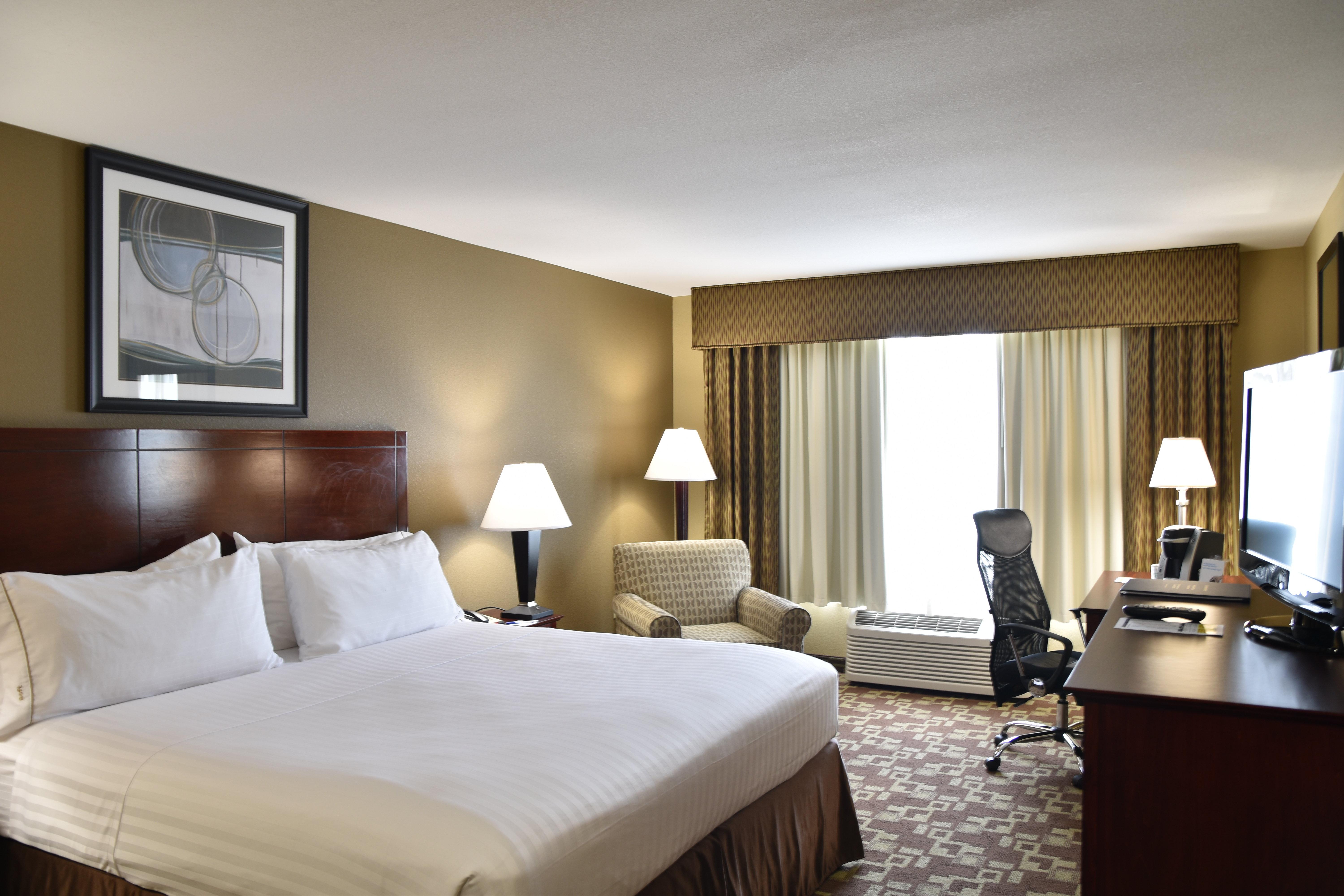 holiday inn express hotel and suites st charles by ihg