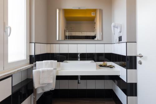 the time homeandhotel