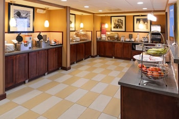 hampton inn and suites st louis edwardsville