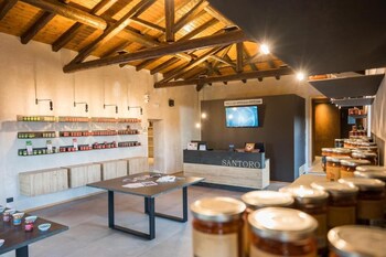 santoro country house