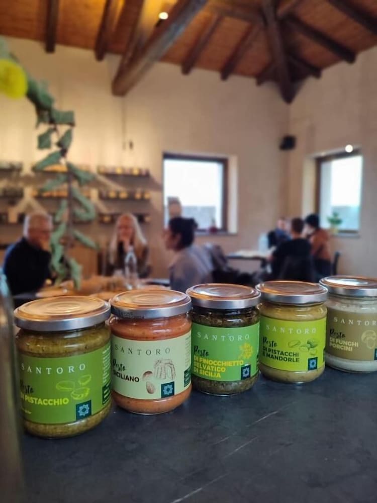 santoro country house