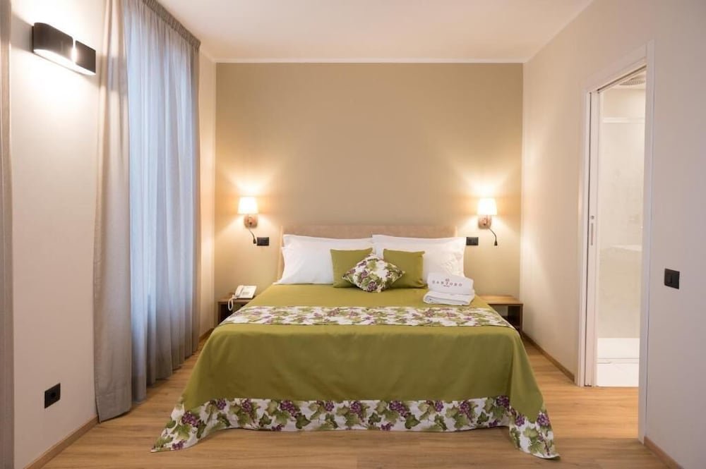 santoro country house