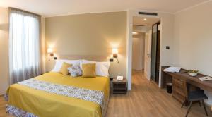 santoro country house