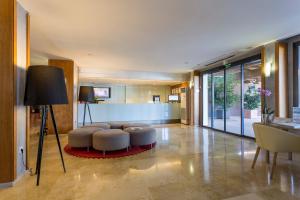 palladium hotel cala llonga adults only