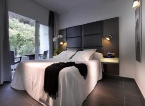 palladium hotel cala llonga adults only