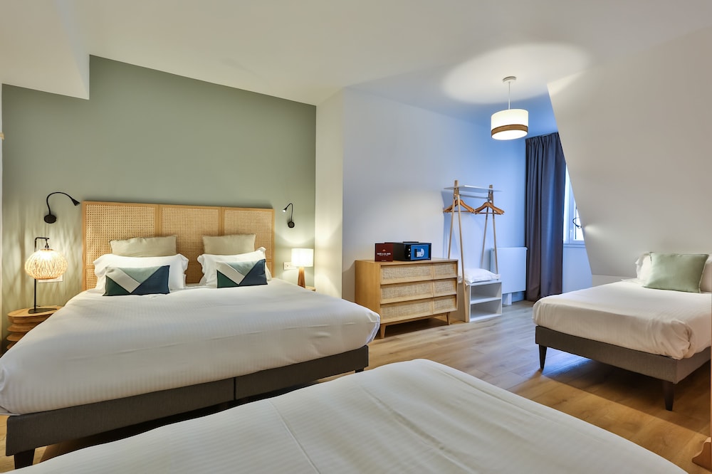 hotel and spa face a la mer