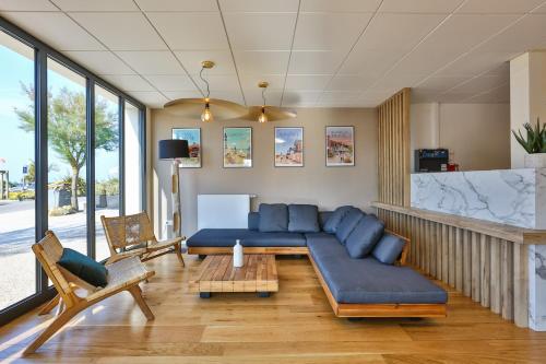 hotel and spa face a la mer