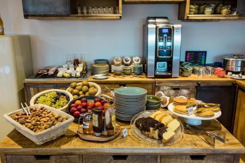 hotel and spa face a la mer