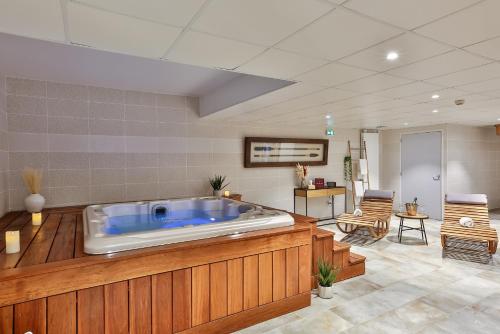 merville franceville plage