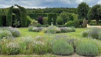 domaine de bel ebat