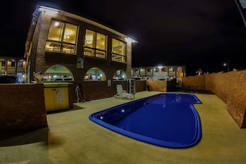 cumberland motor inn