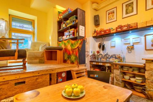 lollis homestay hostel