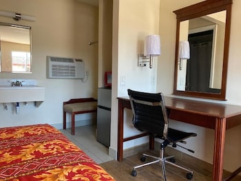 relax inn plaquemine