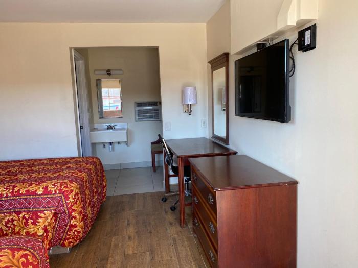 relax inn plaquemine