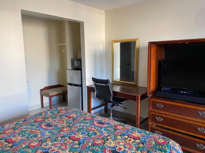 relax inn plaquemine