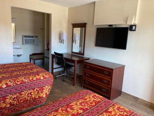 relax inn plaquemine