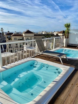 la puerta de nerja hostal boutique