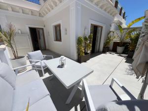 la puerta de nerja hostal boutique