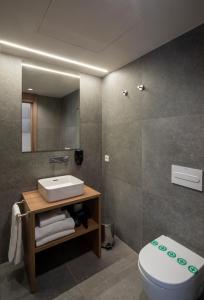 Dau Studios,,0 star