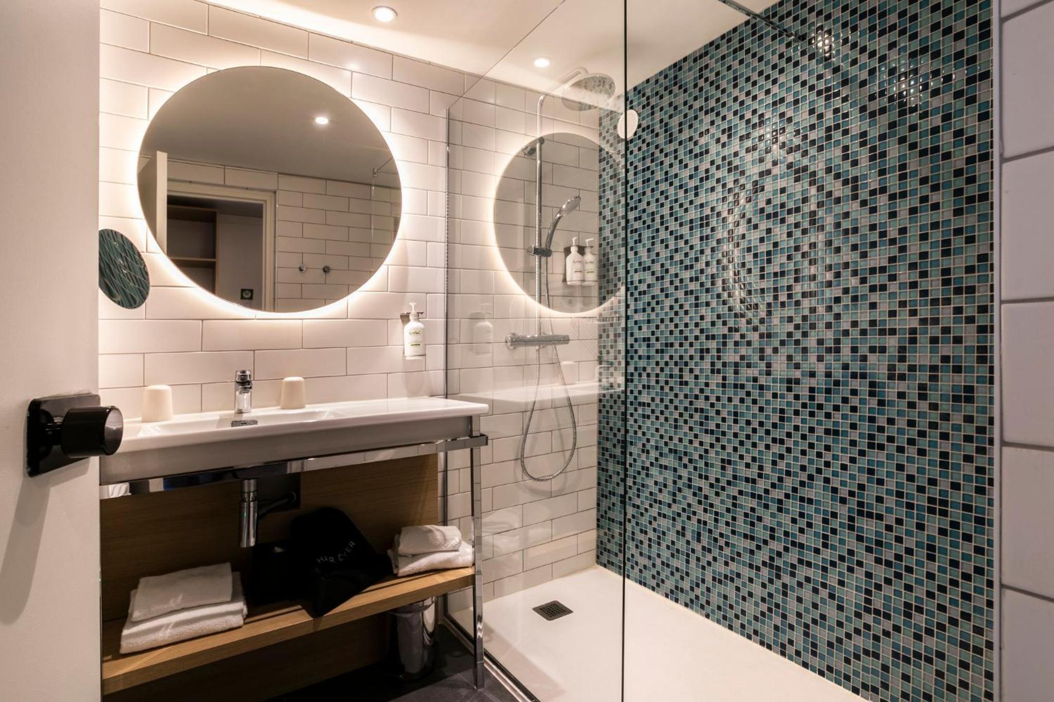 holiday inn perpignan by ihg