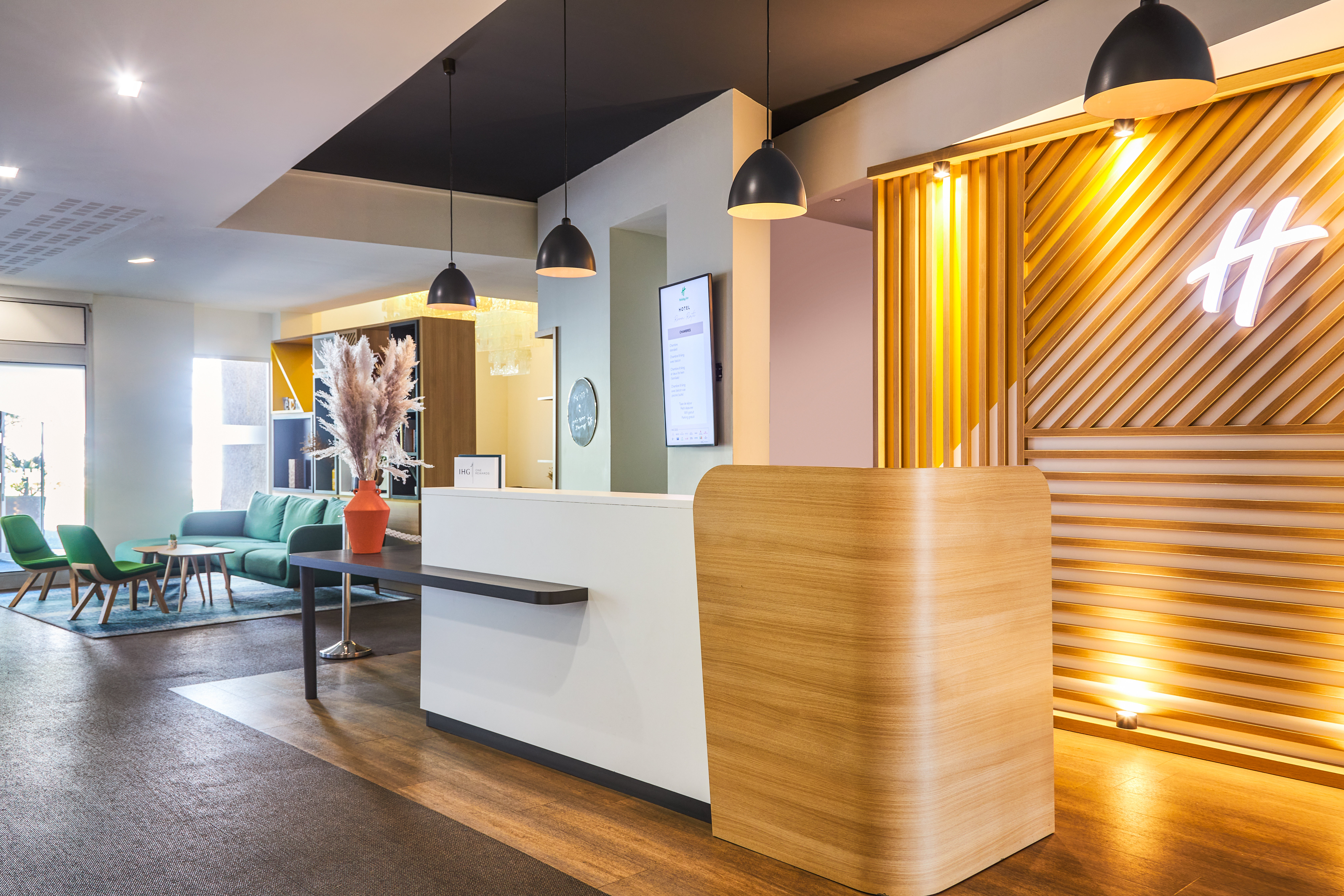 holiday inn perpignan by ihg
