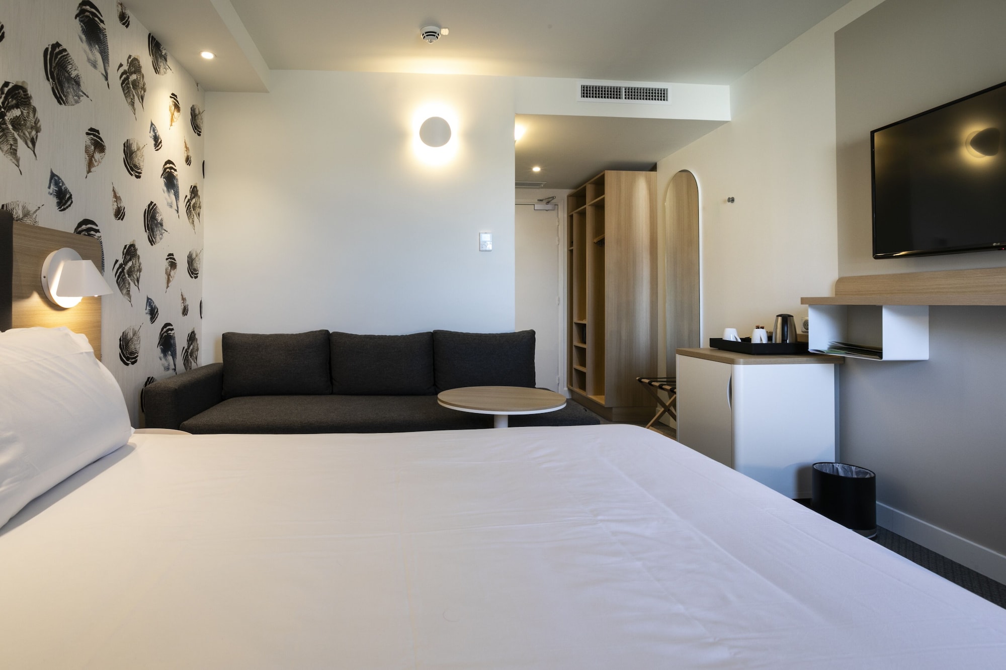 holiday inn perpignan by ihg