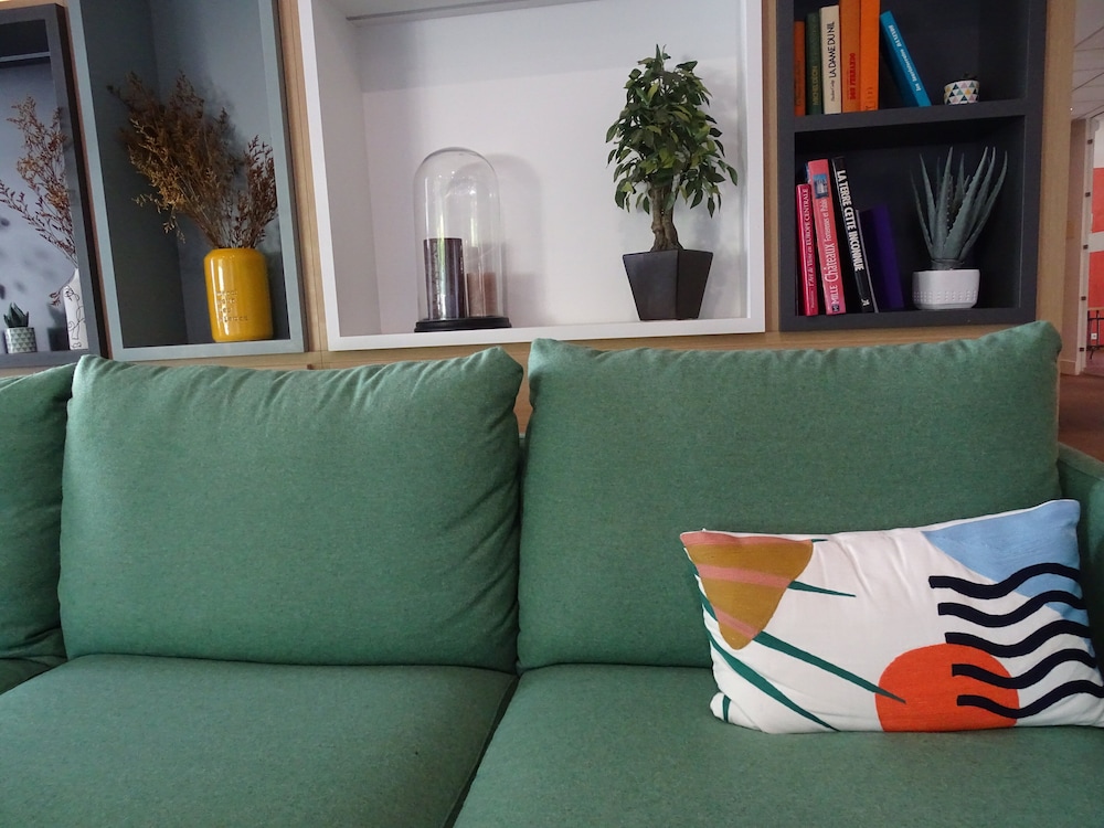 holiday inn perpignan by ihg