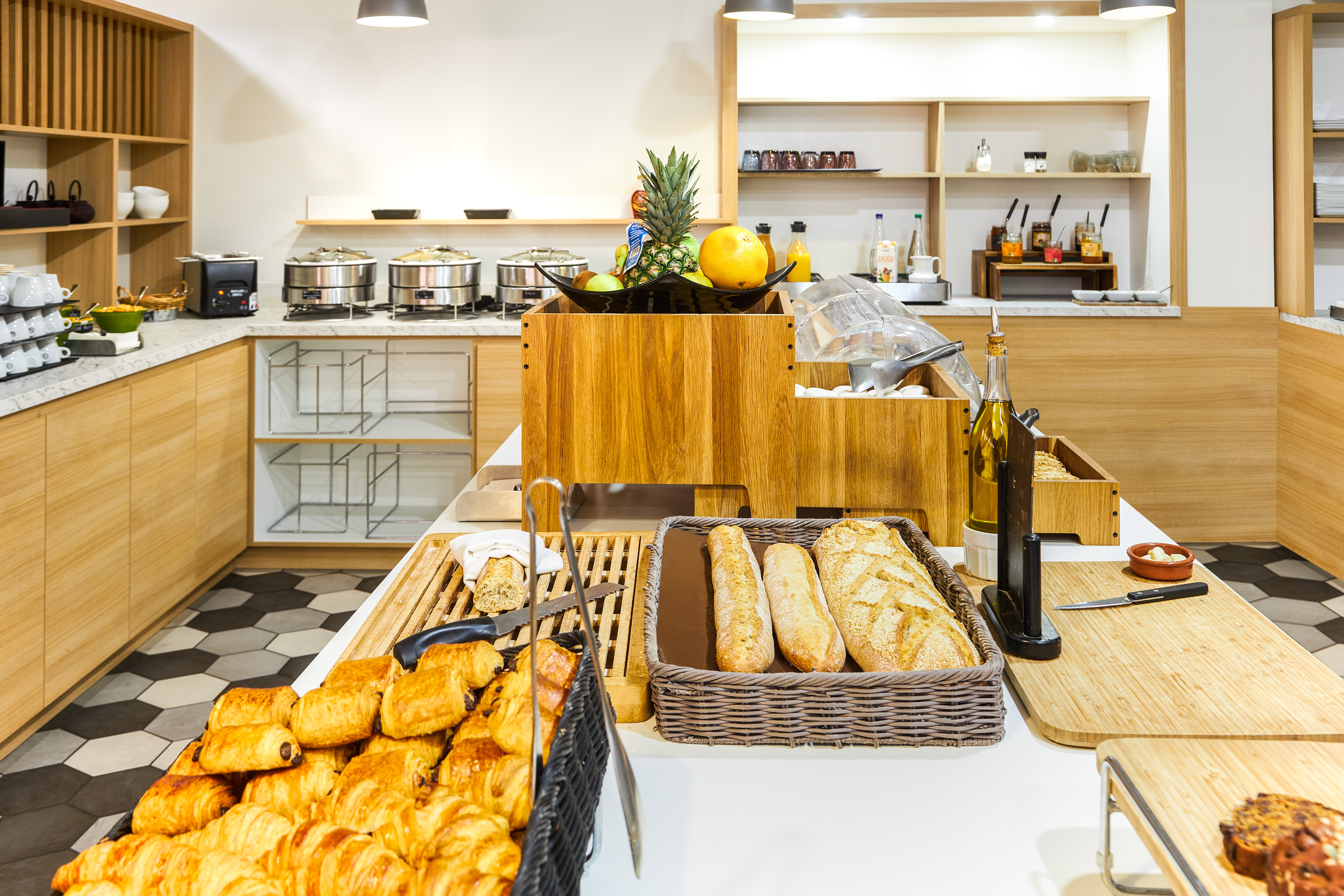 holiday inn perpignan by ihg