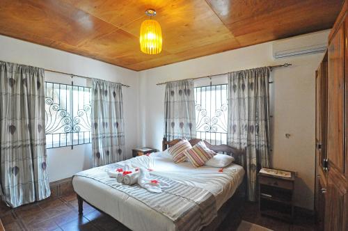 Acquario Villa,Baie Sainte Anne>>Anse Volbert Village,3 star