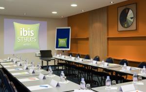 ibis styles nancy centre gare