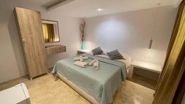 rida village ksamil island