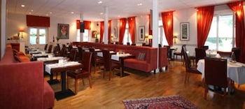 new providence hotel