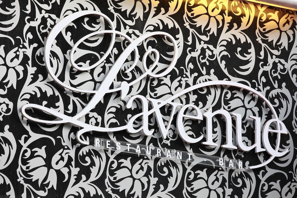 new providence hotel