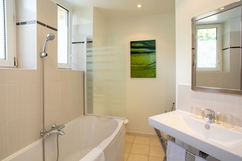 new providence hotel