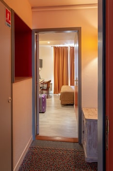 new providence hotel
