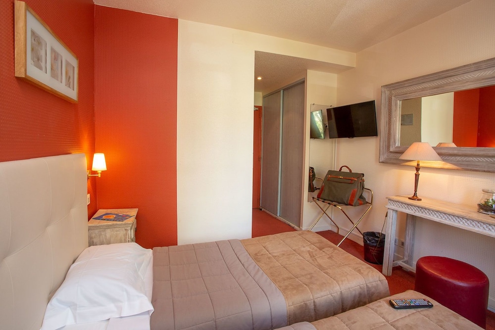 new providence hotel