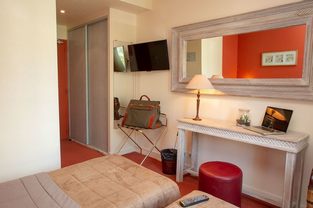 new providence hotel