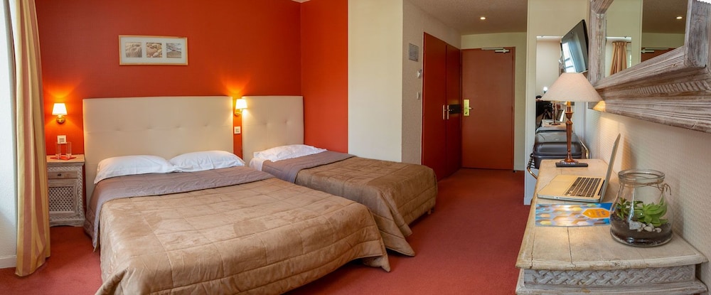 new providence hotel