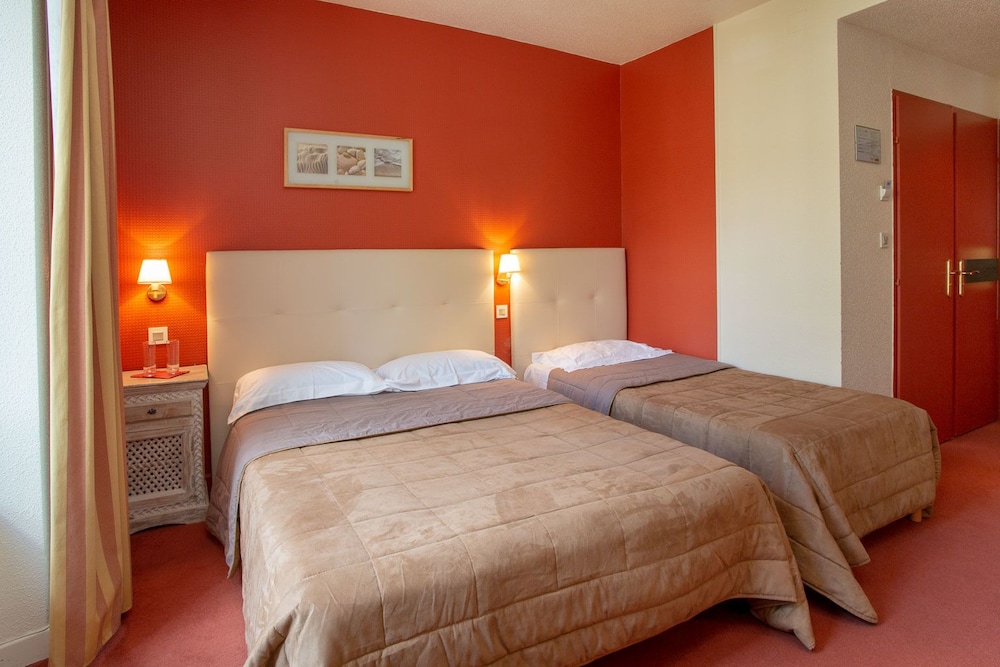 new providence hotel