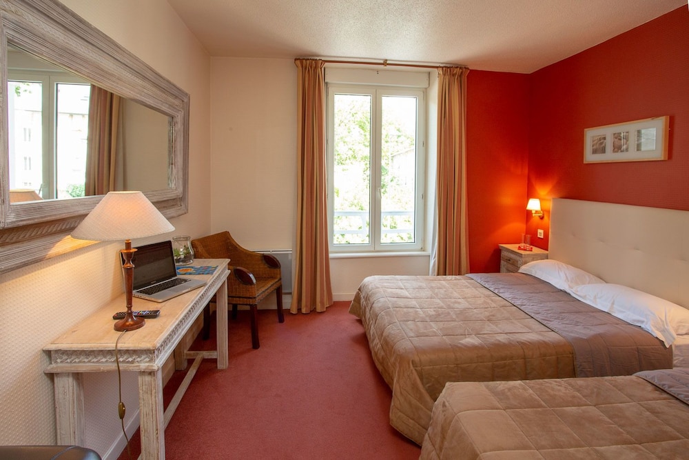 new providence hotel