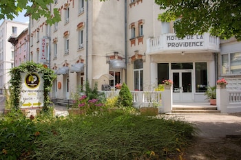 new providence hotel