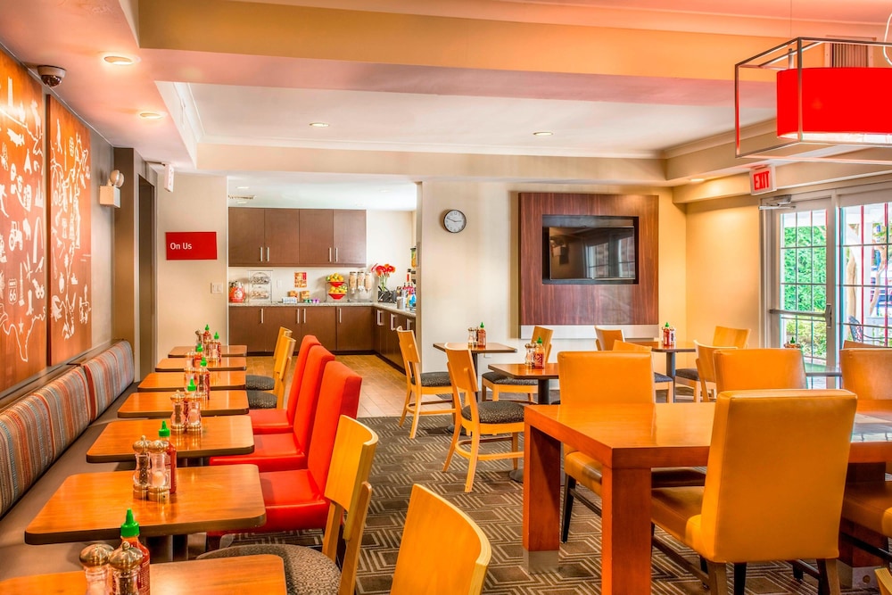 towneplace suites by marriott baltimore bwi airport