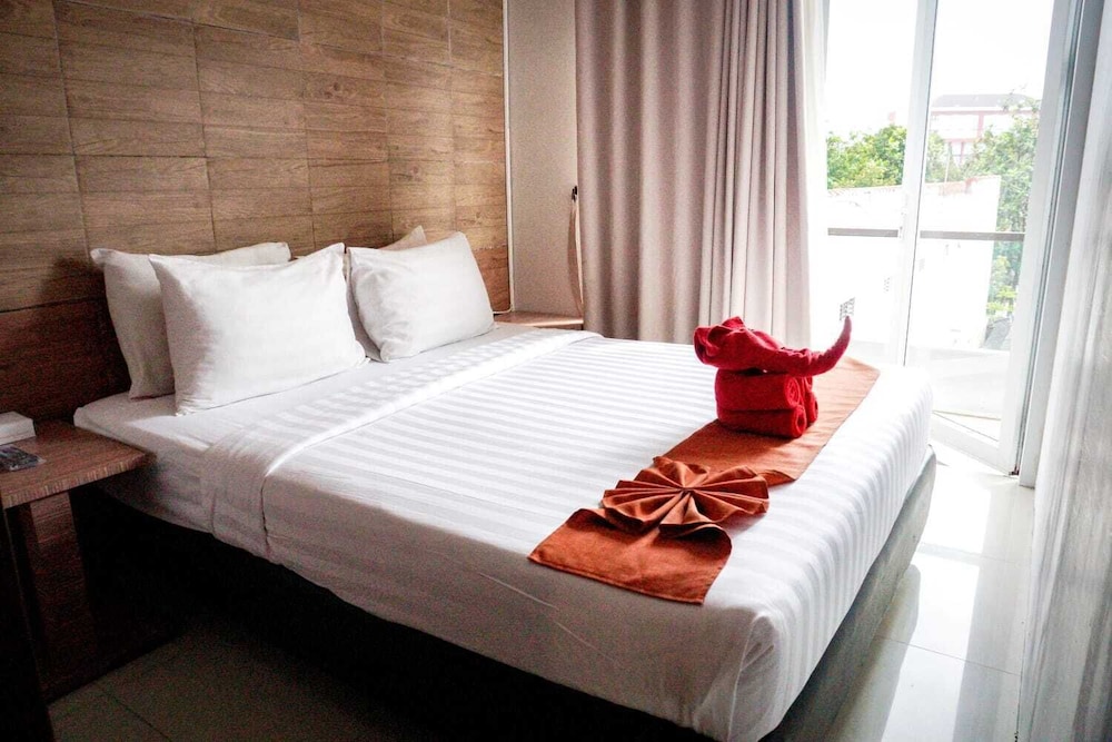 andelir hotel simpang lima semarang