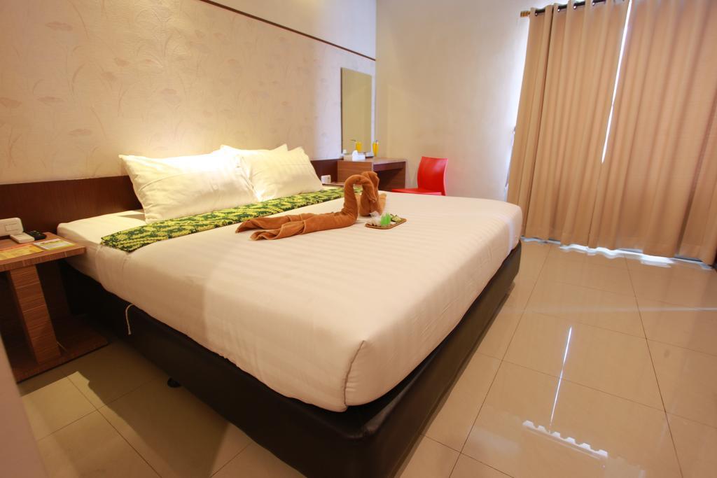 andelir hotel simpang lima semarang